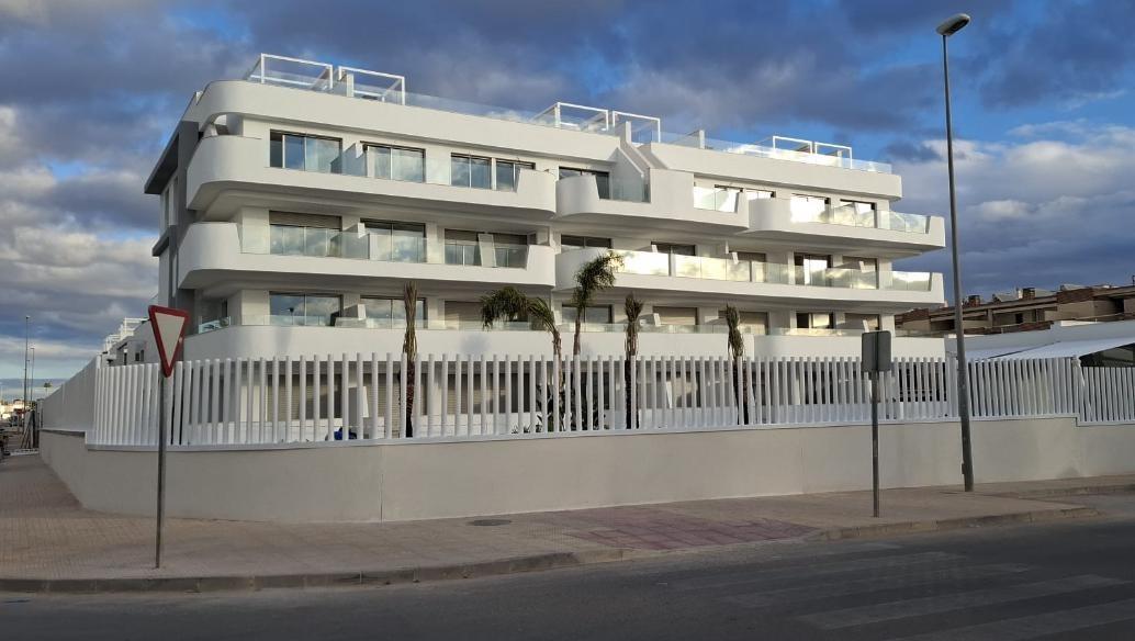 Apartamento en Orihuela, Alicante, España 2 dormitorios, 77 m2 No. 181343