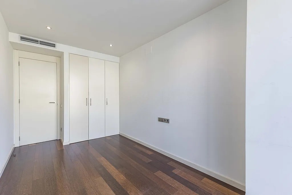 Apartament w Barcelona, Hiszpania 3 sypialnie, 132 mkw. nr 142824