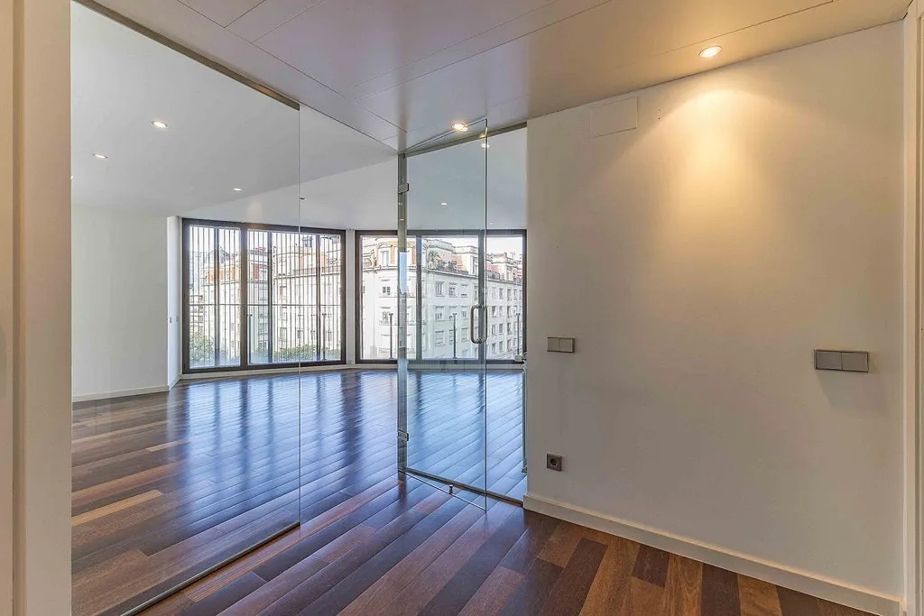 Apartament w Barcelona, Hiszpania 3 sypialnie, 132 mkw. nr 142824