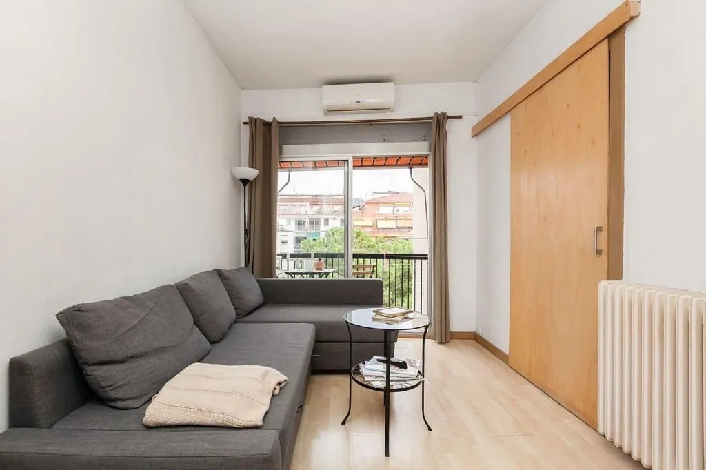 Apartment à Barcelona, Espagne 4 chambres, 110 m2 No. 142822