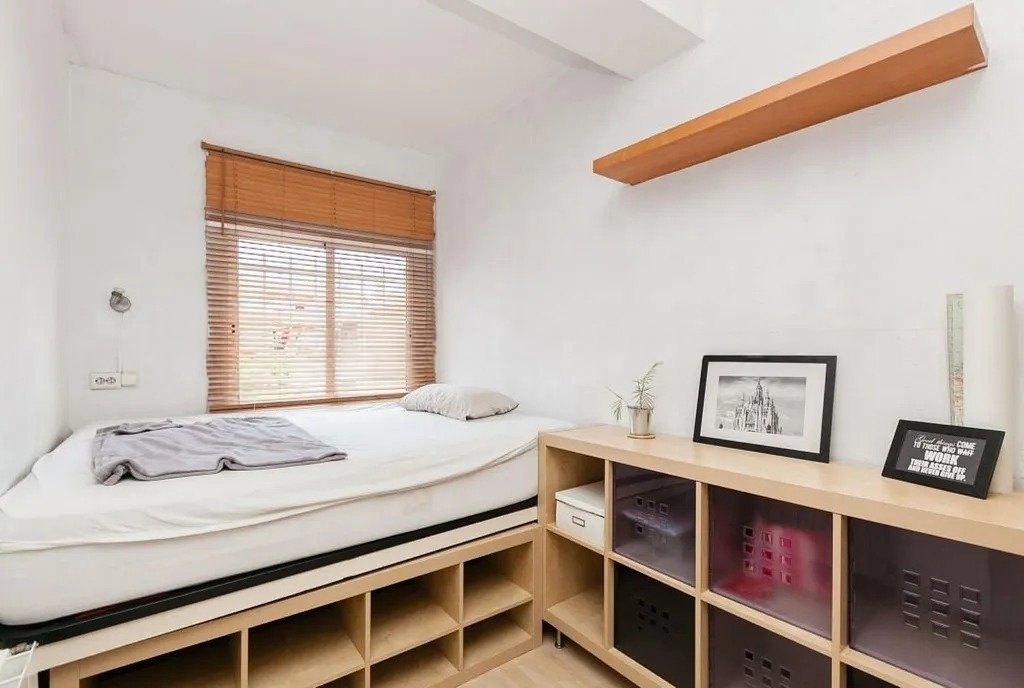 Apartment à Barcelona, Espagne 4 chambres, 110 m2 No. 142822