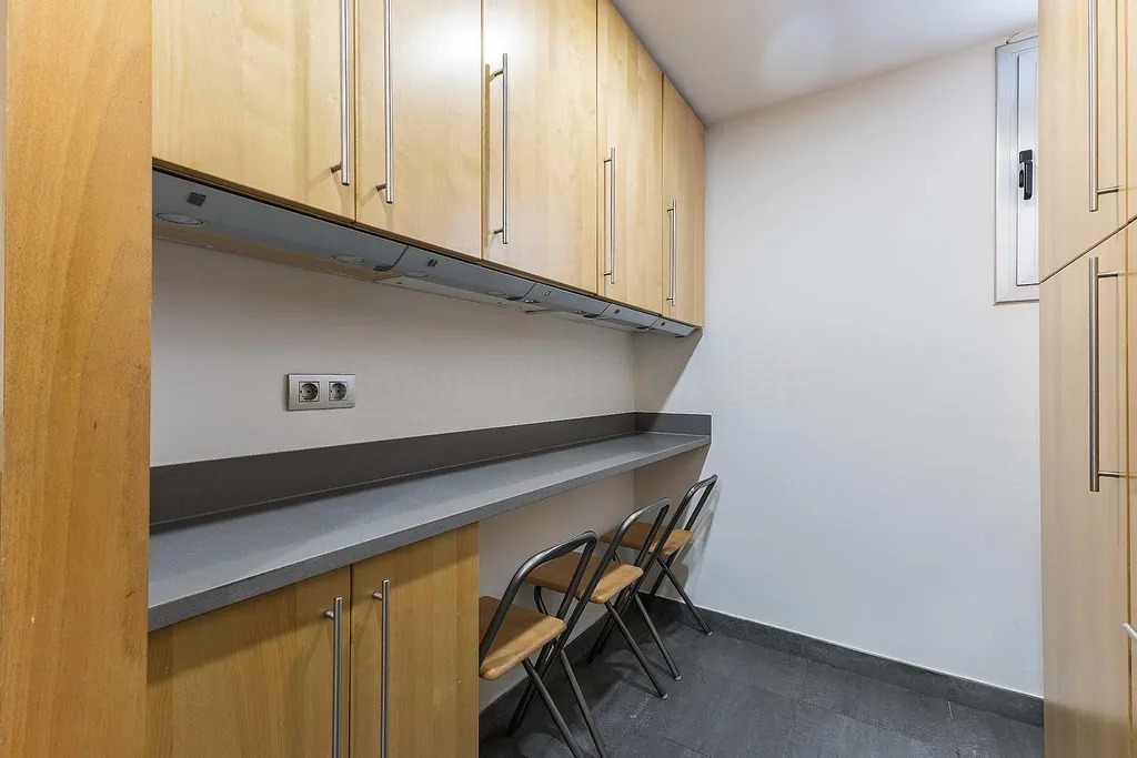 Dzīvoklis Barcelona, Spānijā 4 istabas, 160 m2 Nr. 142825