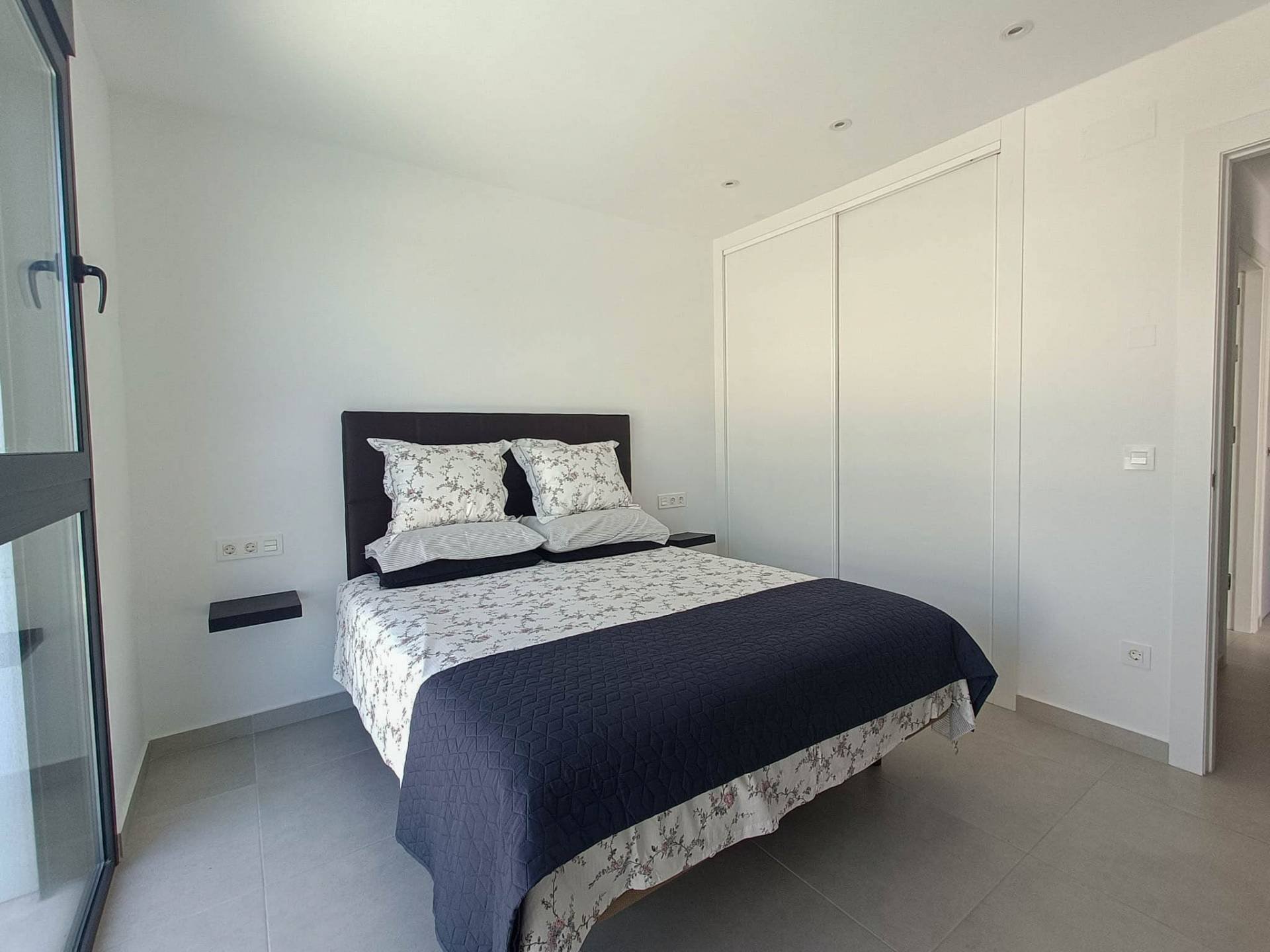 Villa in Rojales, Alicante, Spain 5 bedrooms, 214 sq.m. No. 193136