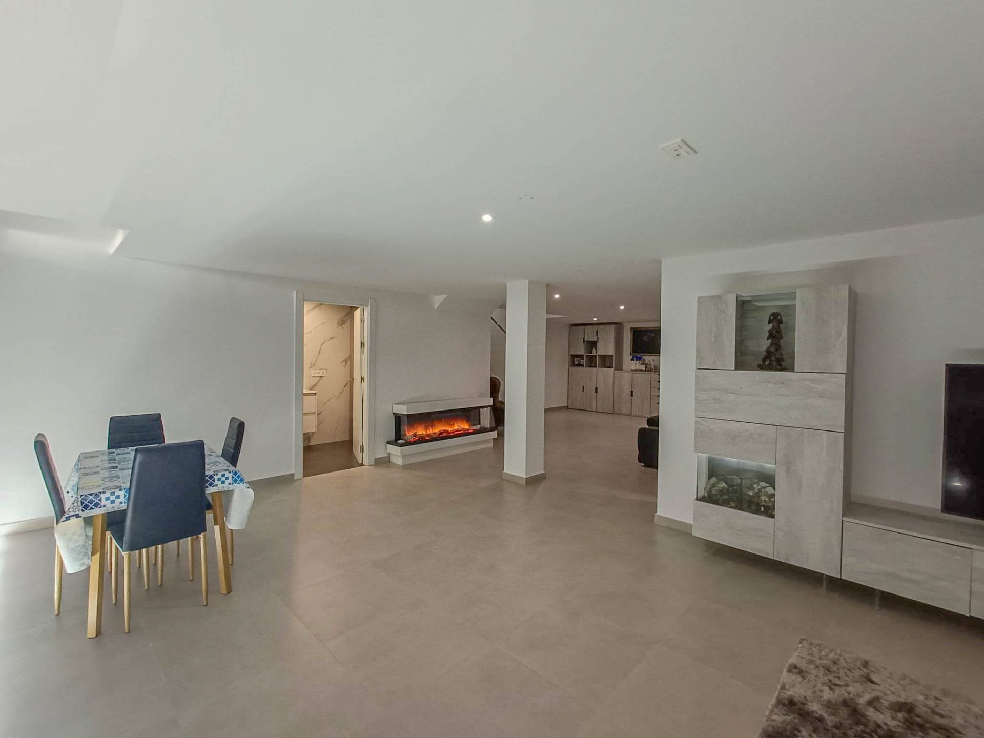 Villa in Rojales, Alicante, Spain 5 bedrooms, 214 sq.m. No. 193136