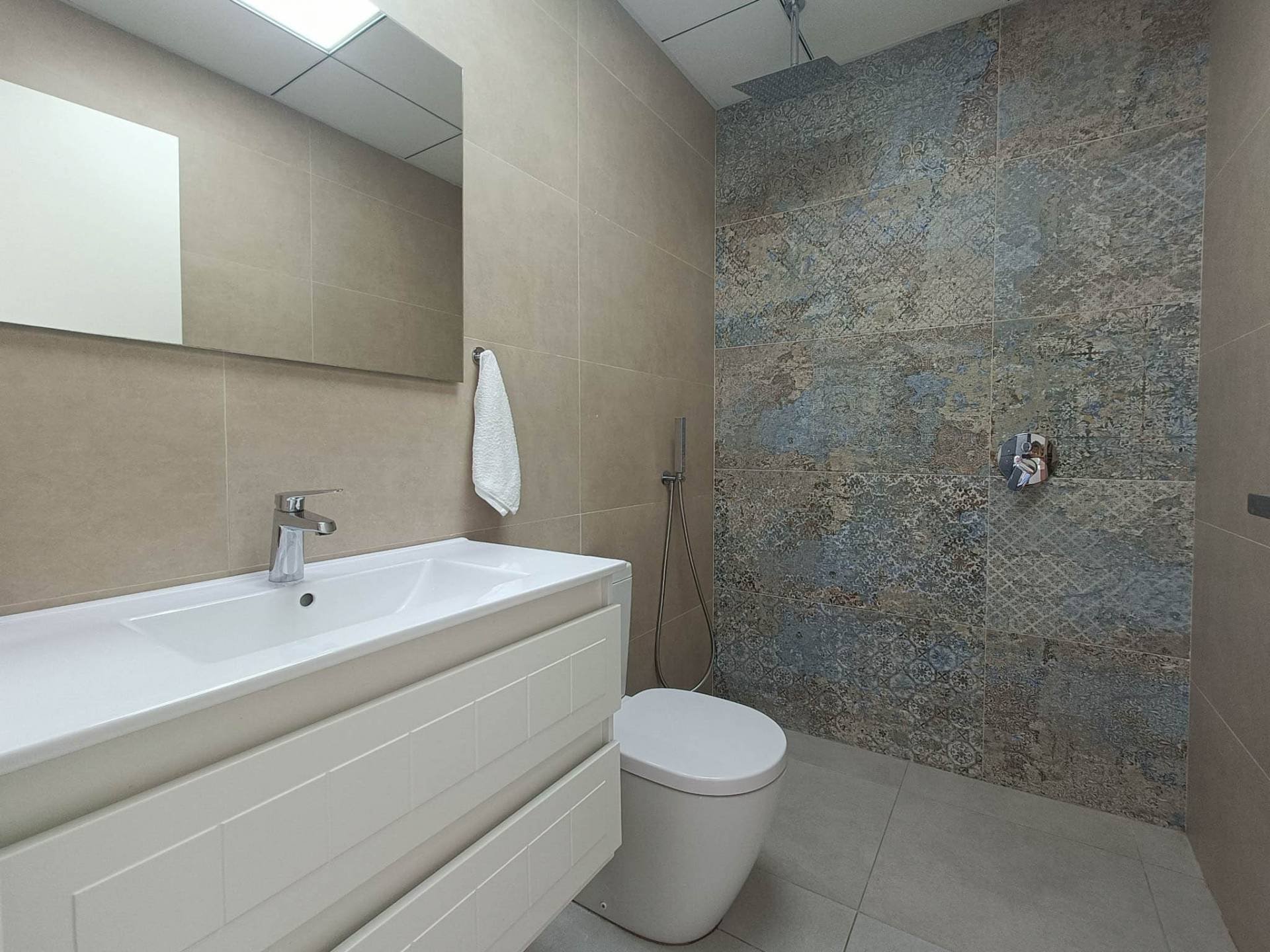 Villa in Rojales, Alicante, Spain 5 bedrooms, 214 sq.m. No. 193136