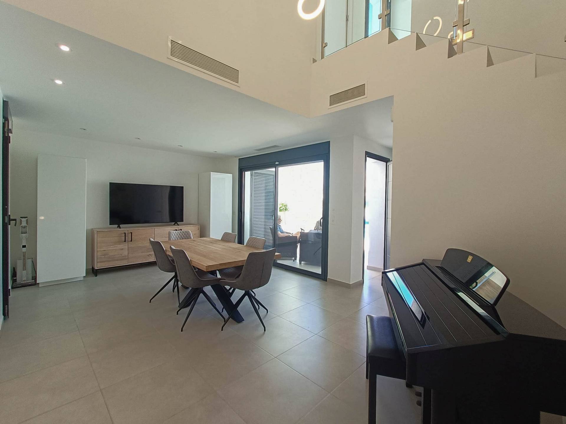 Villa in Rojales, Alicante, Spain 5 bedrooms, 214 sq.m. No. 193136