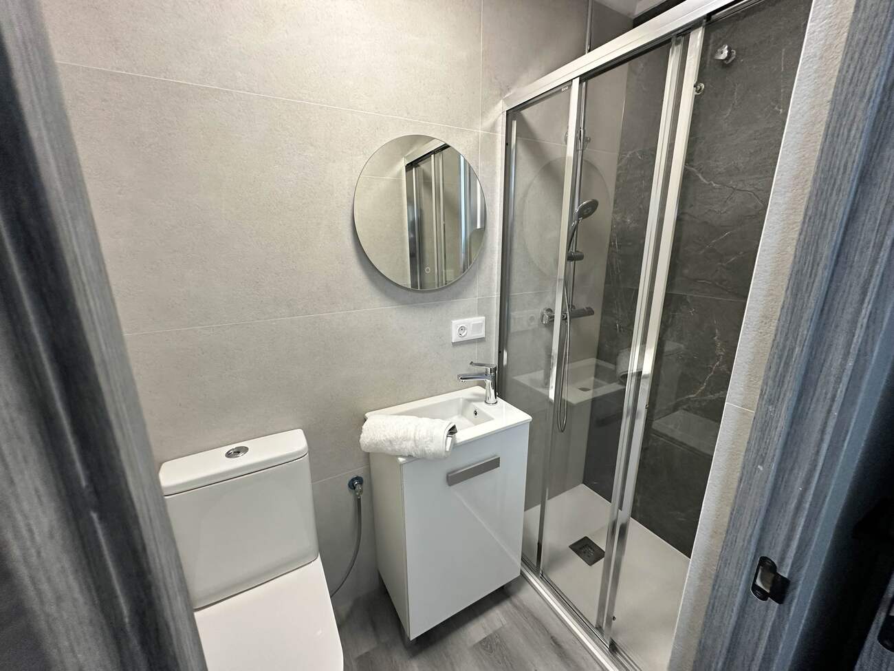 Apartamento en Torrevieja, Alicante, España 3 dormitorios, 75 m2 No. 193130