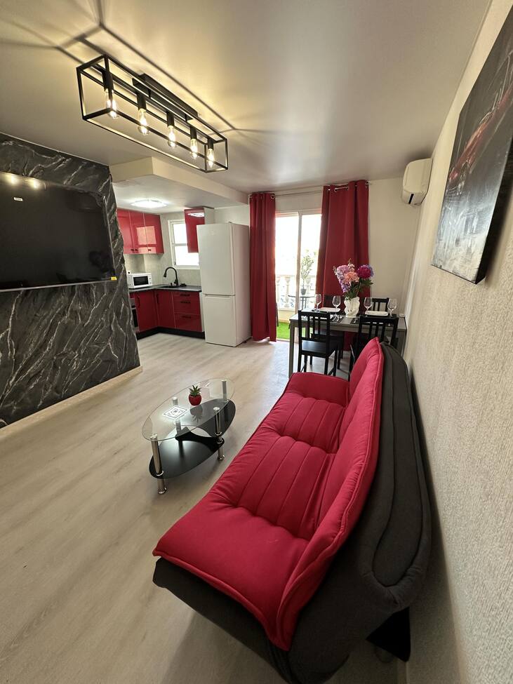 Apartamento en Torrevieja, Alicante, España 3 dormitorios, 75 m2 No. 193130