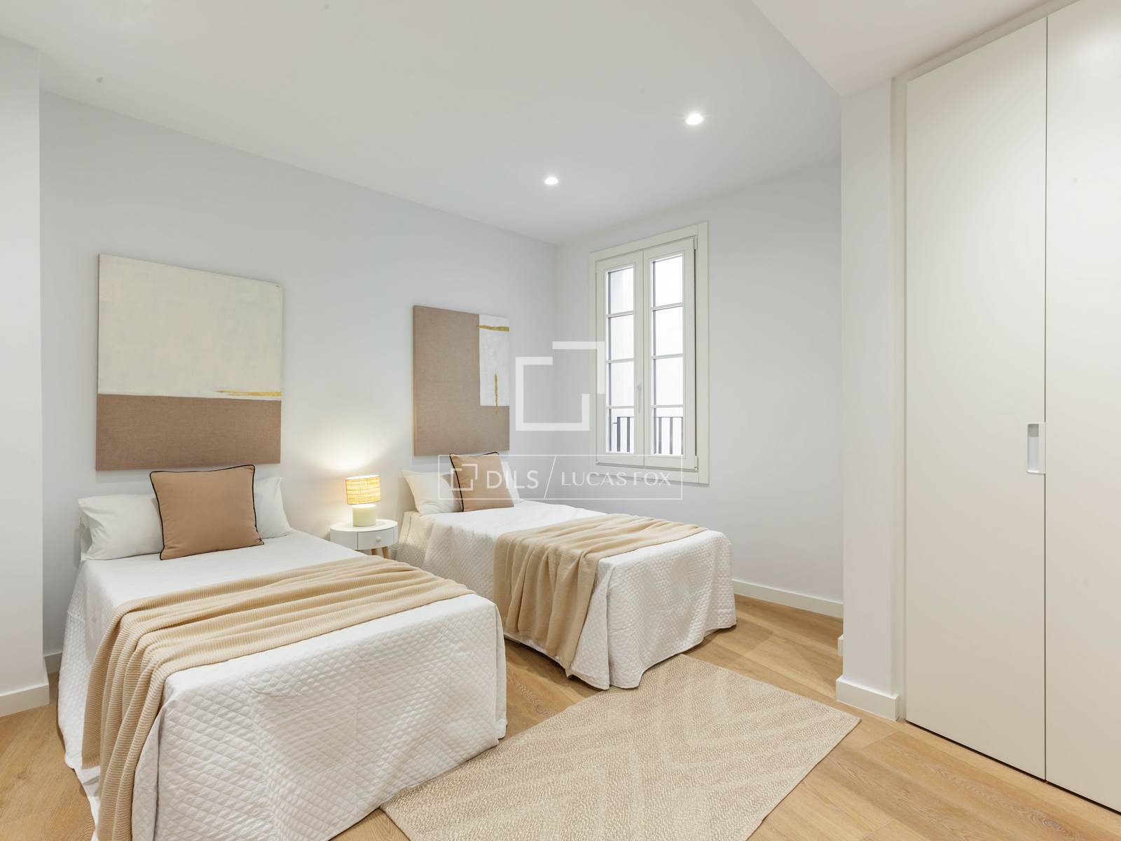 Huoneisto Barcelona, Espanja 3 makuuhuonetta, 120 m2 No. 160845