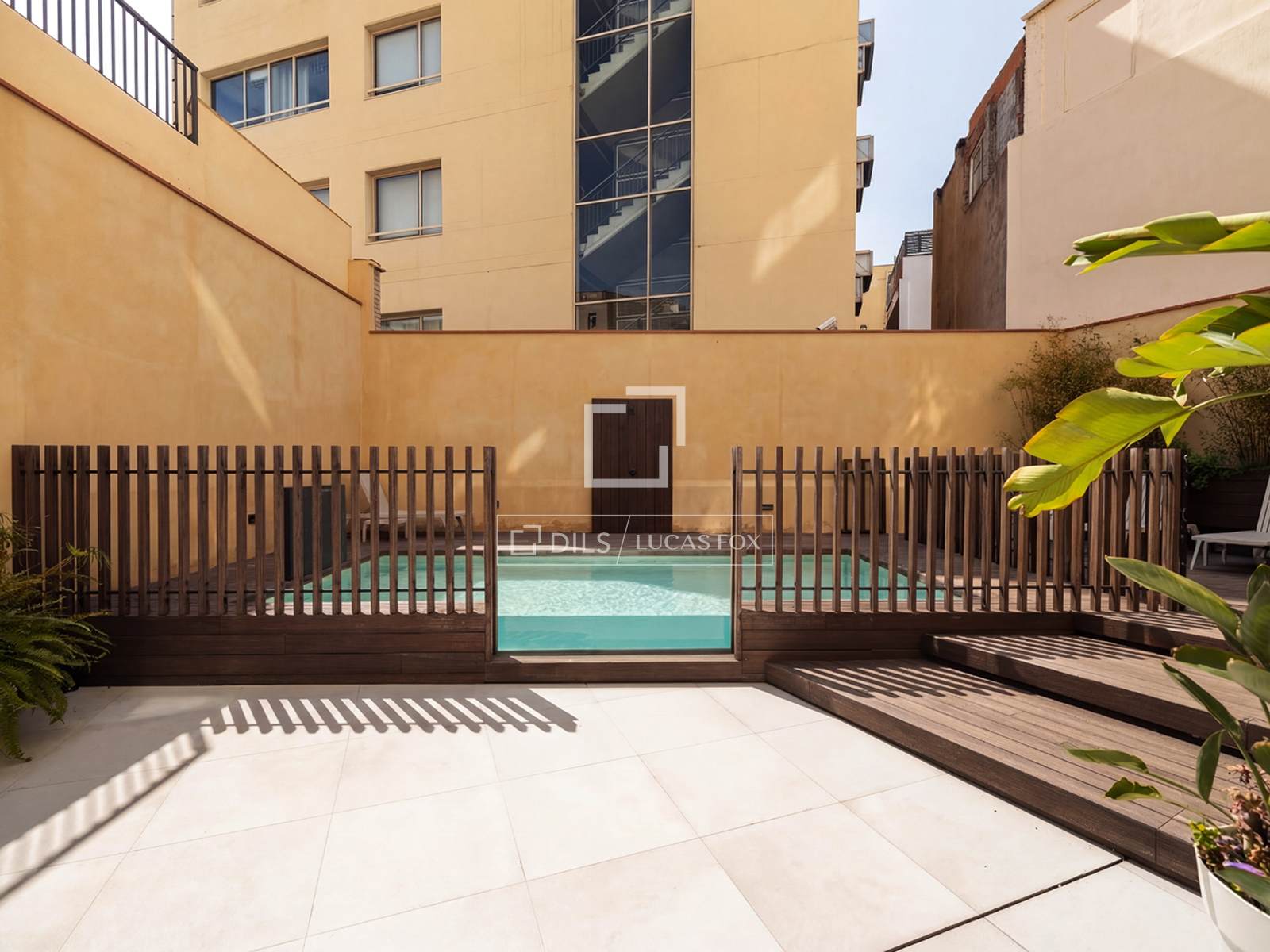 Huoneisto Barcelona, Espanja 3 makuuhuonetta, 120 m2 No. 160845