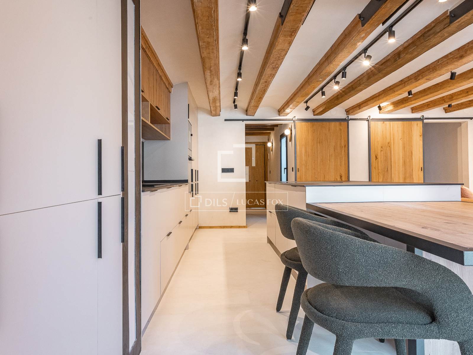 Penthouse in Barcelona, Spain 3 bedrooms, 155 sq.m. No. 160850