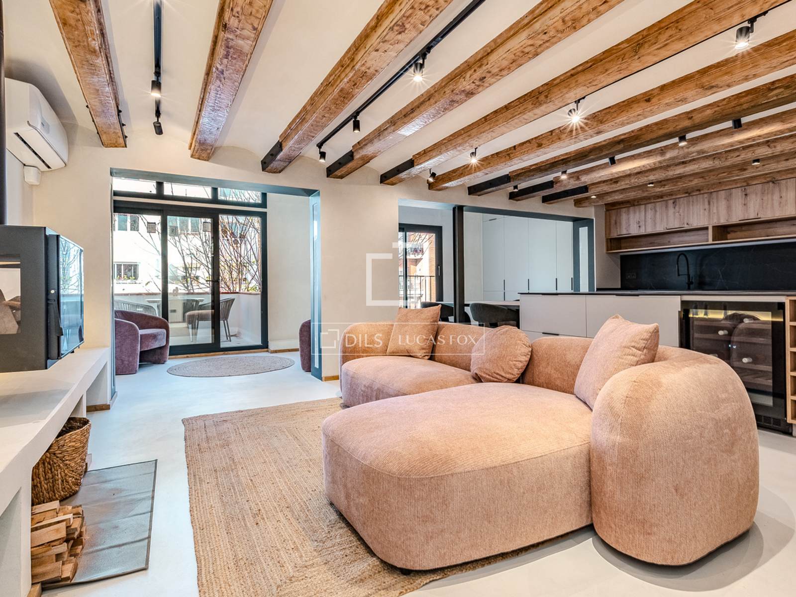 Penthouse in Barcelona, Spain 3 bedrooms, 155 sq.m. No. 160850