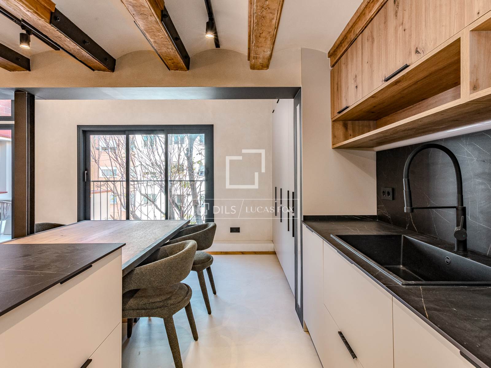 Penthouse in Barcelona, Spain 3 bedrooms, 155 sq.m. No. 160850