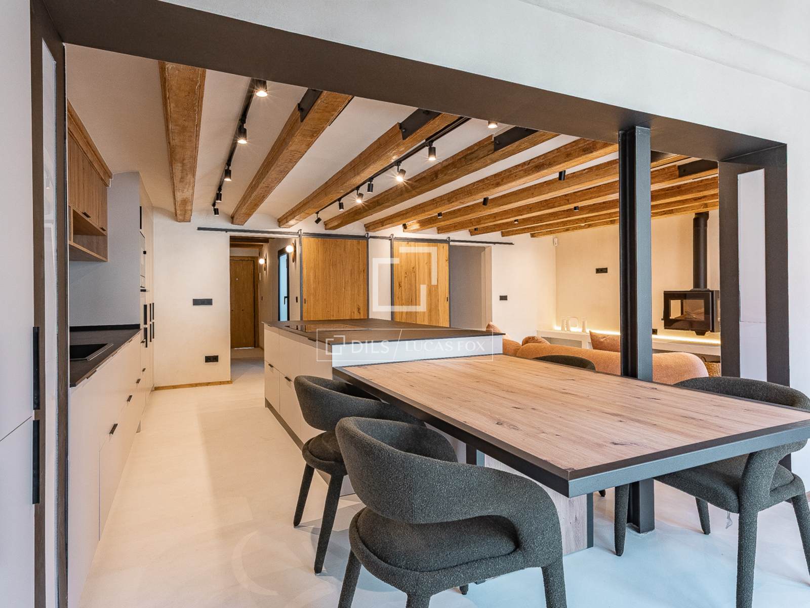 Penthouse in Barcelona, Spain 3 bedrooms, 155 sq.m. No. 160850