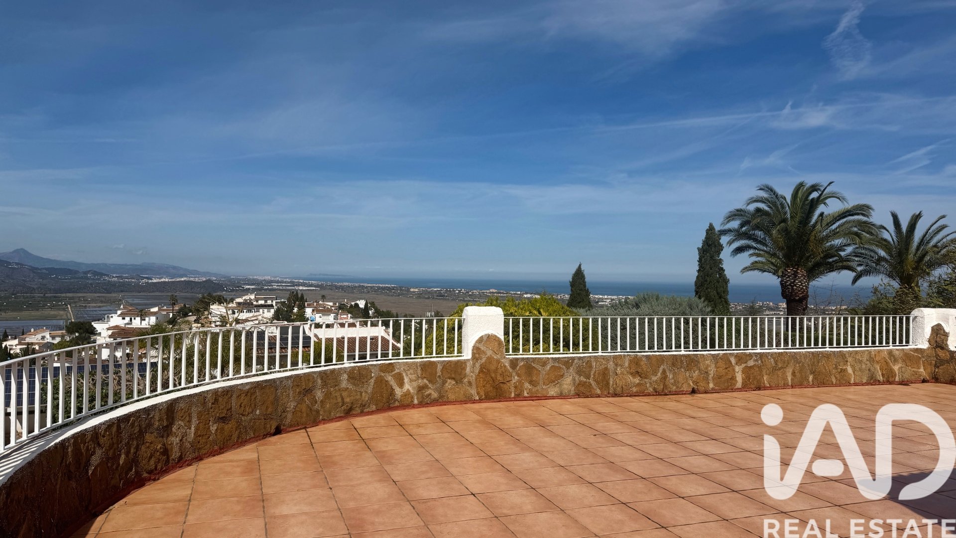 Hus i Pego, Alicante, Spanien 7 sovrum, 396 kvm. Nr. 172957