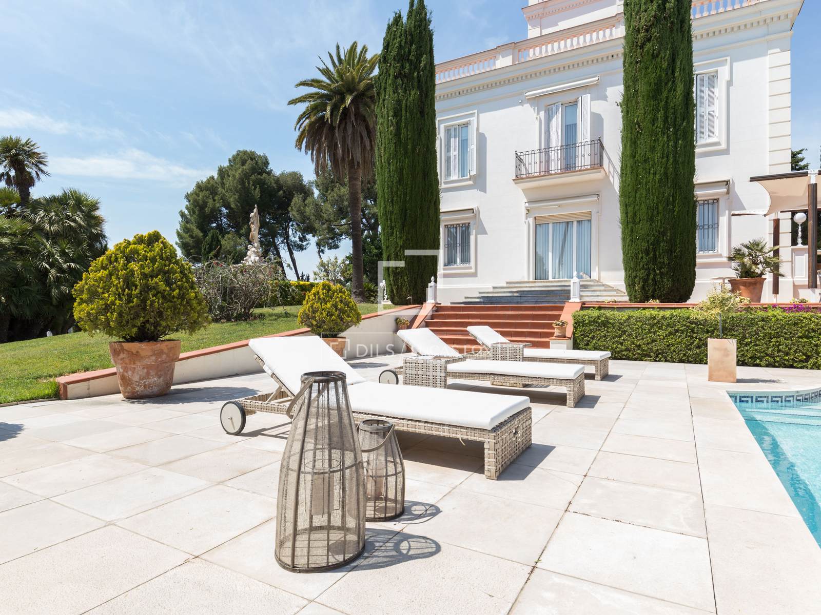 Castles in Sant Just Desvern, Barcelona, Spain 9 bedrooms, 734 sq.m. No. 192602