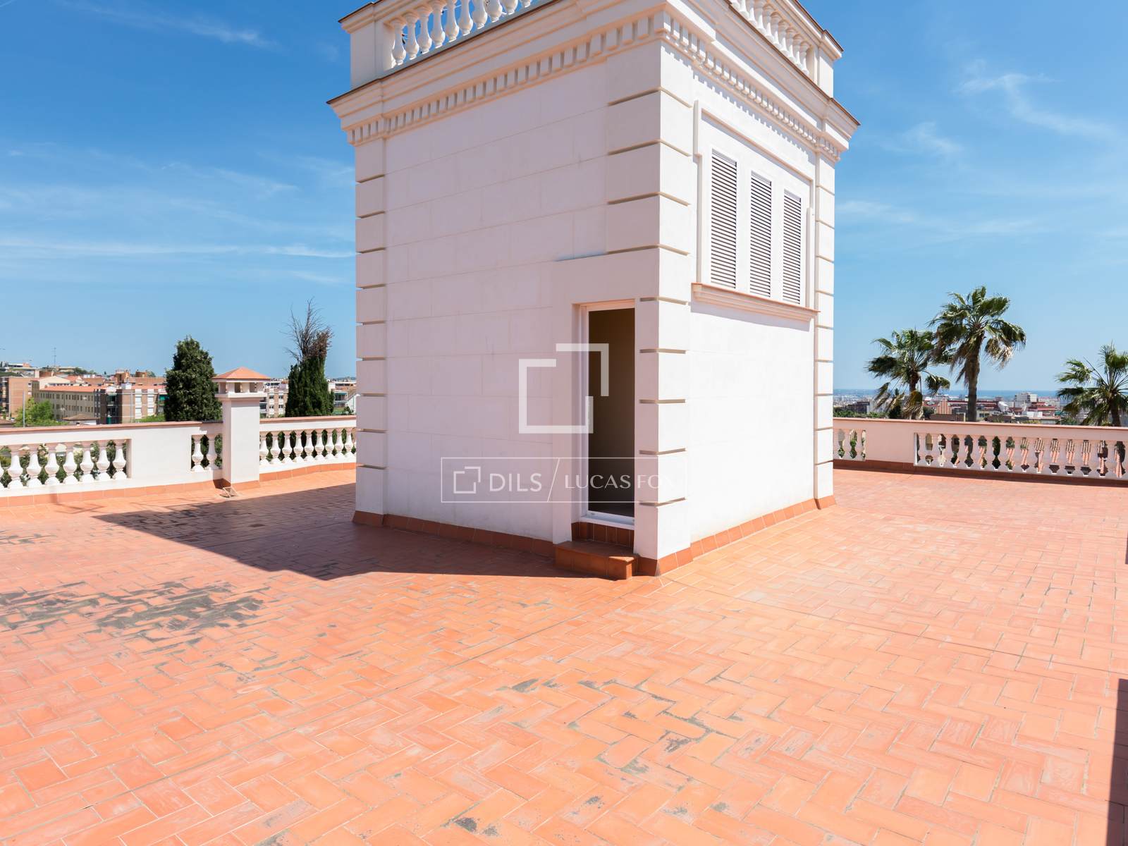 Castles in Sant Just Desvern, Barcelona, Spain 9 bedrooms, 734 sq.m. No. 192602