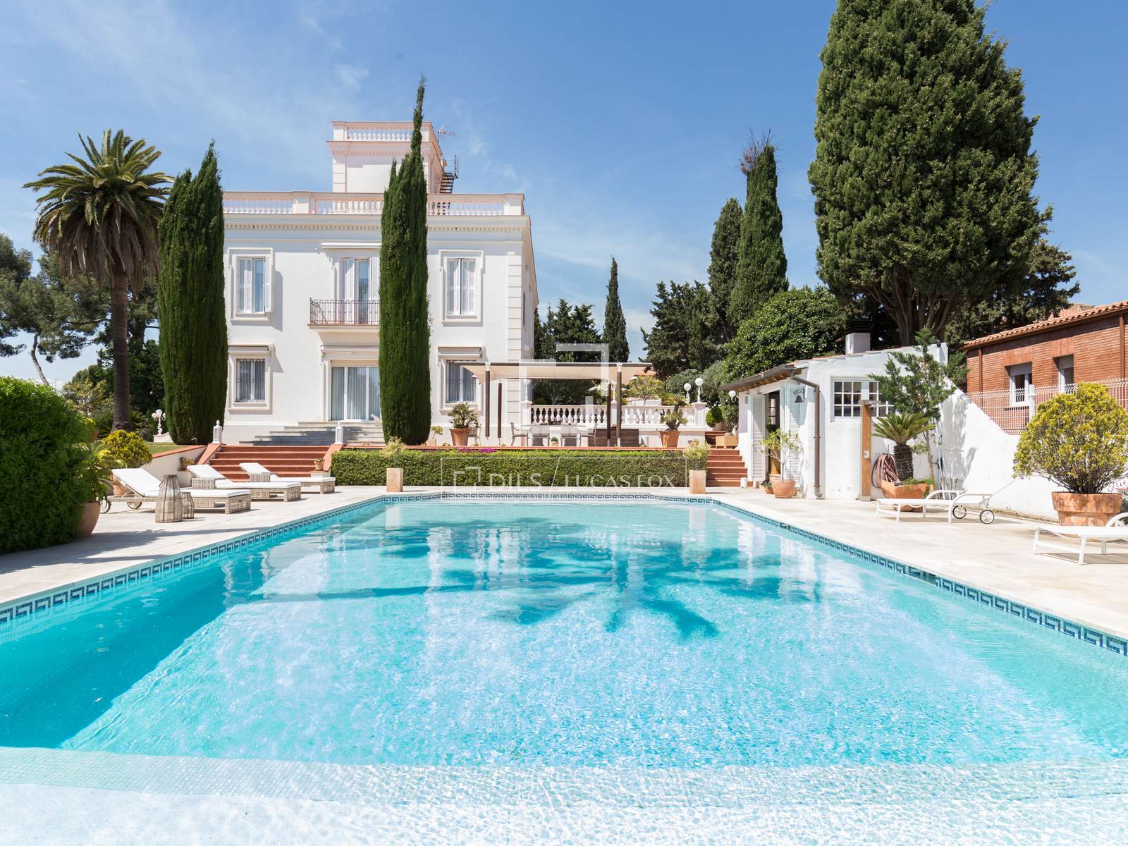 Castles in Sant Just Desvern, Barcelona, Spain 9 bedrooms, 734 sq.m. No. 192602