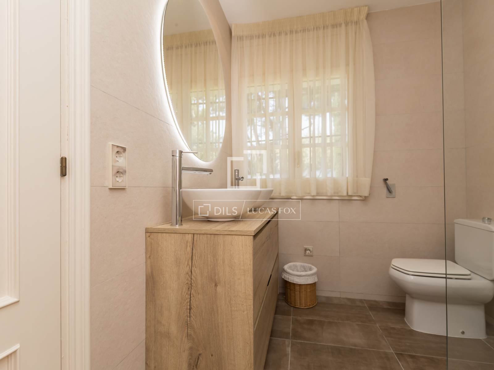 Castles in Sant Just Desvern, Barcelona, Spain 9 bedrooms, 734 sq.m. No. 192602