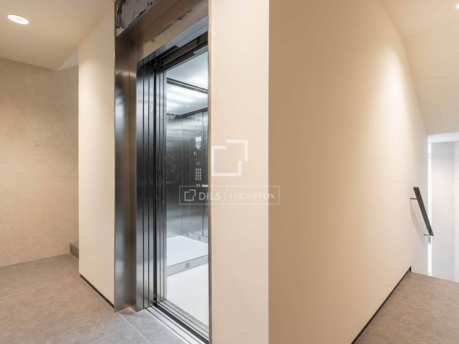 Wohnung in Barcelona, Spanien 3 Schlafzimmer, 134 m2 Nr. 192606