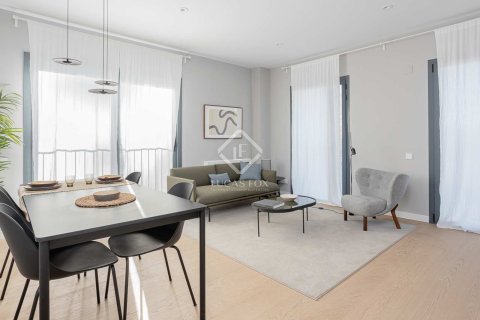 Huoneisto Barcelona, Espanja 3 makuuhuonetta, 94 m2 No. 192603