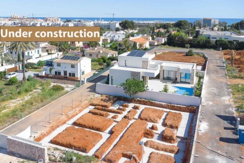 Villa in Denia, Alicante, Spain 3 bedrooms, 264 sq.m. No. 149055