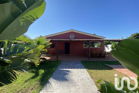 Сasa en Chiclana de la Frontera, Cádiz, España 13 dormitorios, 581 m2 No. 153226