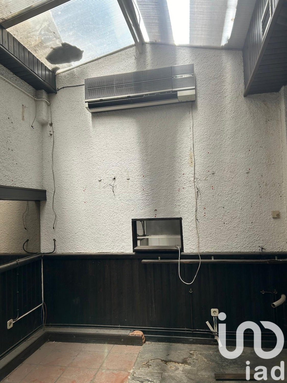 Commercial property à Puigcerda, Girona, Espagne 850 m2 No. 153229