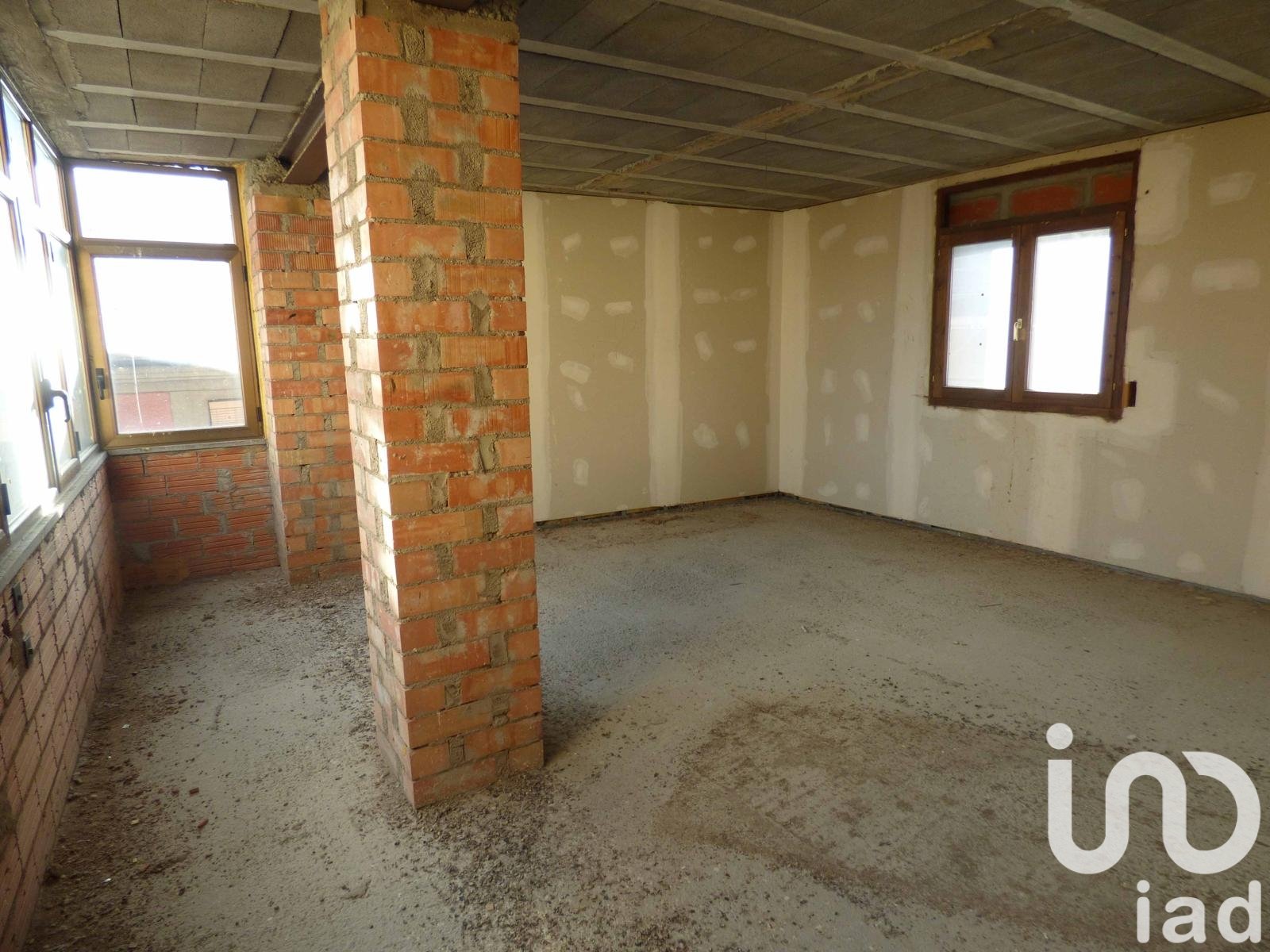 Commercial property à Puigcerda, Girona, Espagne 850 m2 No. 153229