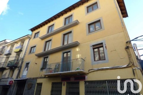 Kommersiell fastighet i Puigcerda, Girona, Spanien 850 kvm. Nr. 153229