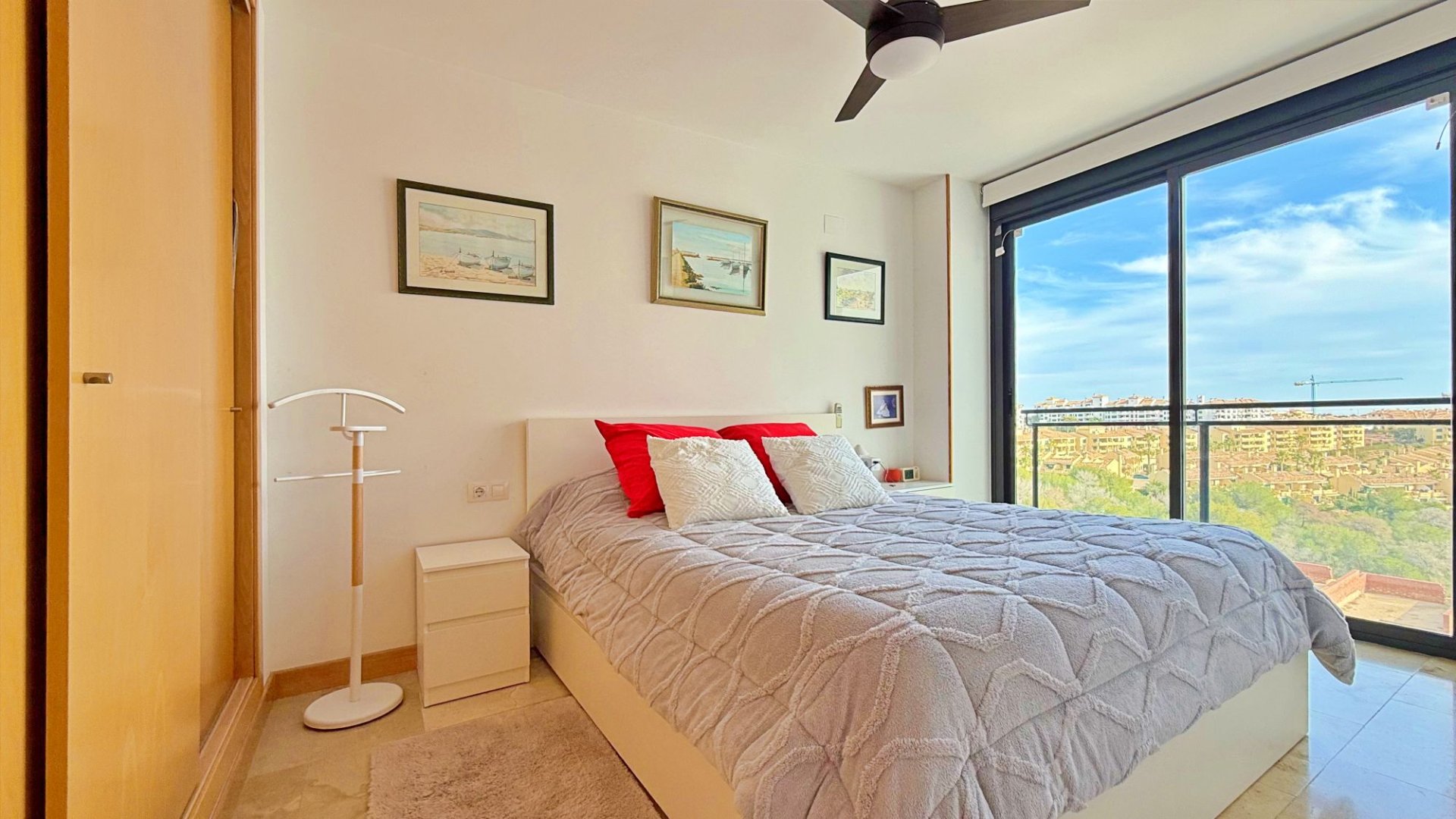 Apartamento en Campoamor, Alicante, España 2 dormitorios, 87 m2 No. 147738