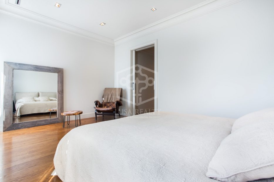 Apartment à Barcelona, Espagne 4 chambres, 210 m2 No. 147743