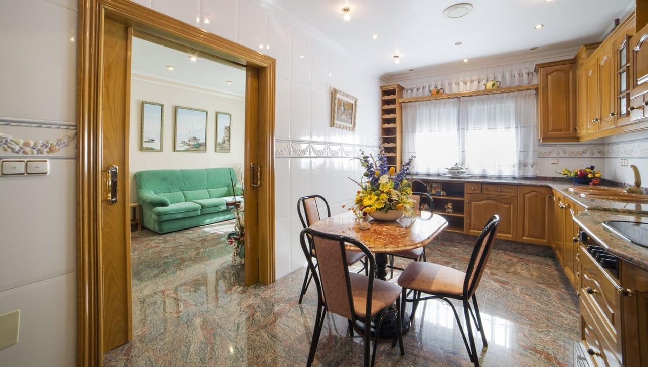 Kamienica w Los Alcazares, Murcia, Hiszpania 5 sypialni, 630 mkw. nr 189337