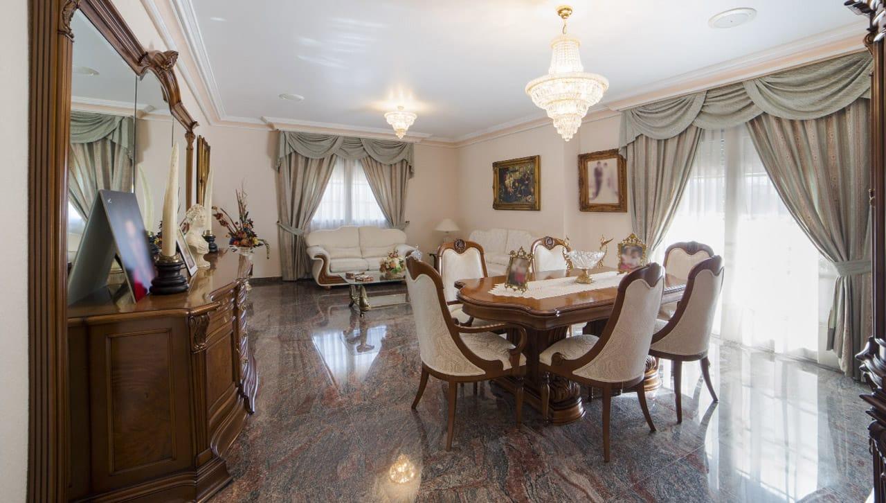 Kamienica w Los Alcazares, Murcia, Hiszpania 5 sypialni, 630 mkw. nr 189337