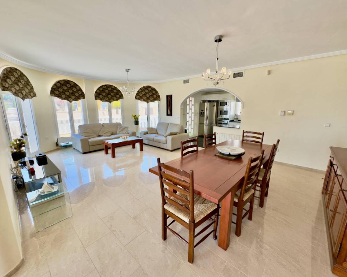 Villa à Ciudad Quesada, Alicante, Espagne 5 chambres, 386 m2 No. 112913