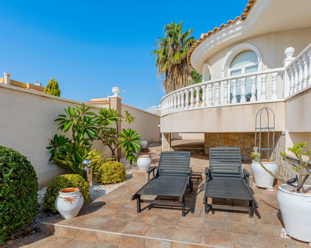 Villa à Ciudad Quesada, Alicante, Espagne 5 chambres, 386 m2 No. 112913