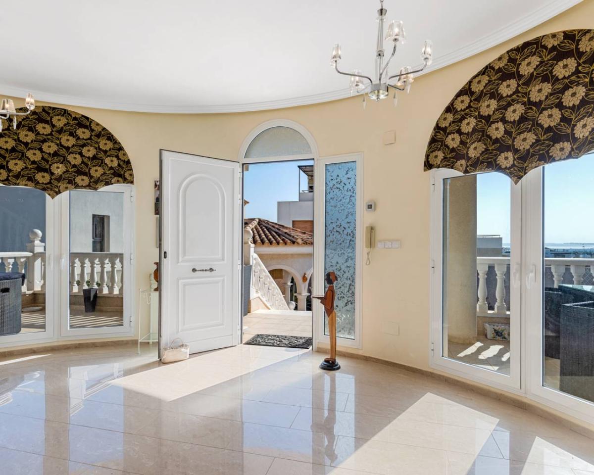 Villa à Ciudad Quesada, Alicante, Espagne 5 chambres, 386 m2 No. 112913