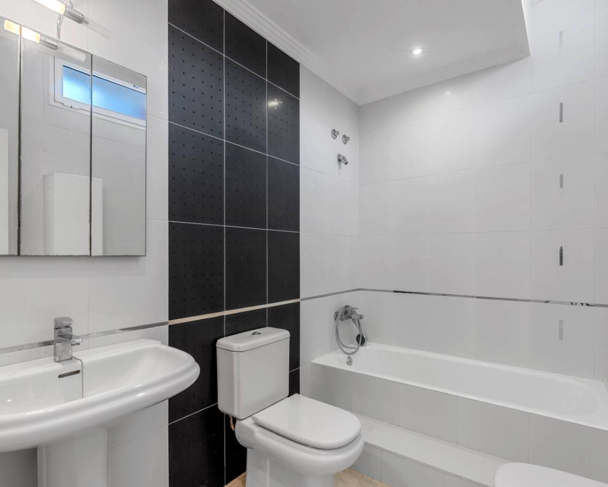 Villa à Ciudad Quesada, Alicante, Espagne 5 chambres, 386 m2 No. 112913
