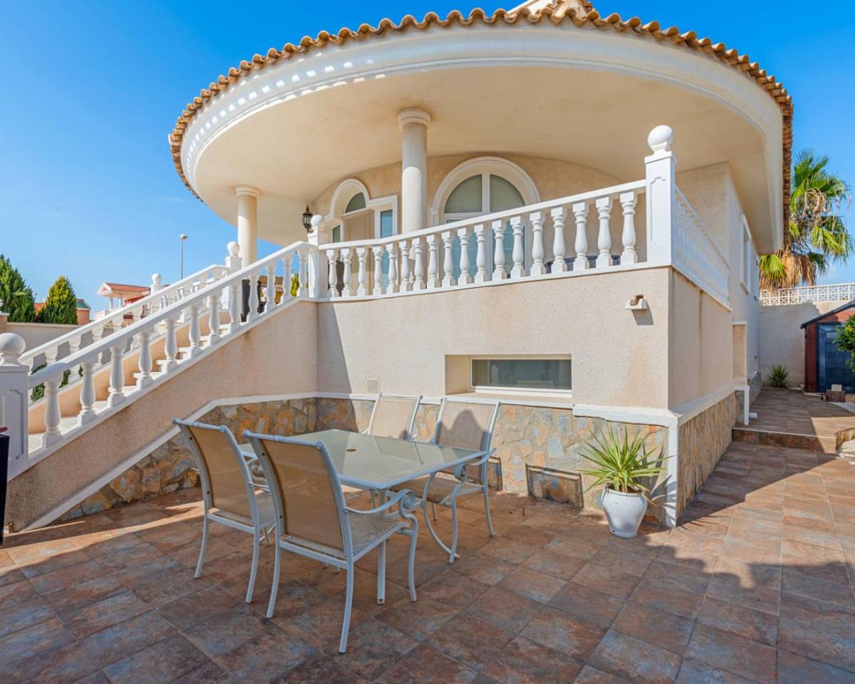 Villa à Ciudad Quesada, Alicante, Espagne 5 chambres, 386 m2 No. 112913