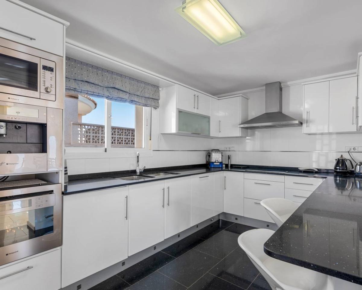 Villa à Ciudad Quesada, Alicante, Espagne 5 chambres, 386 m2 No. 112913