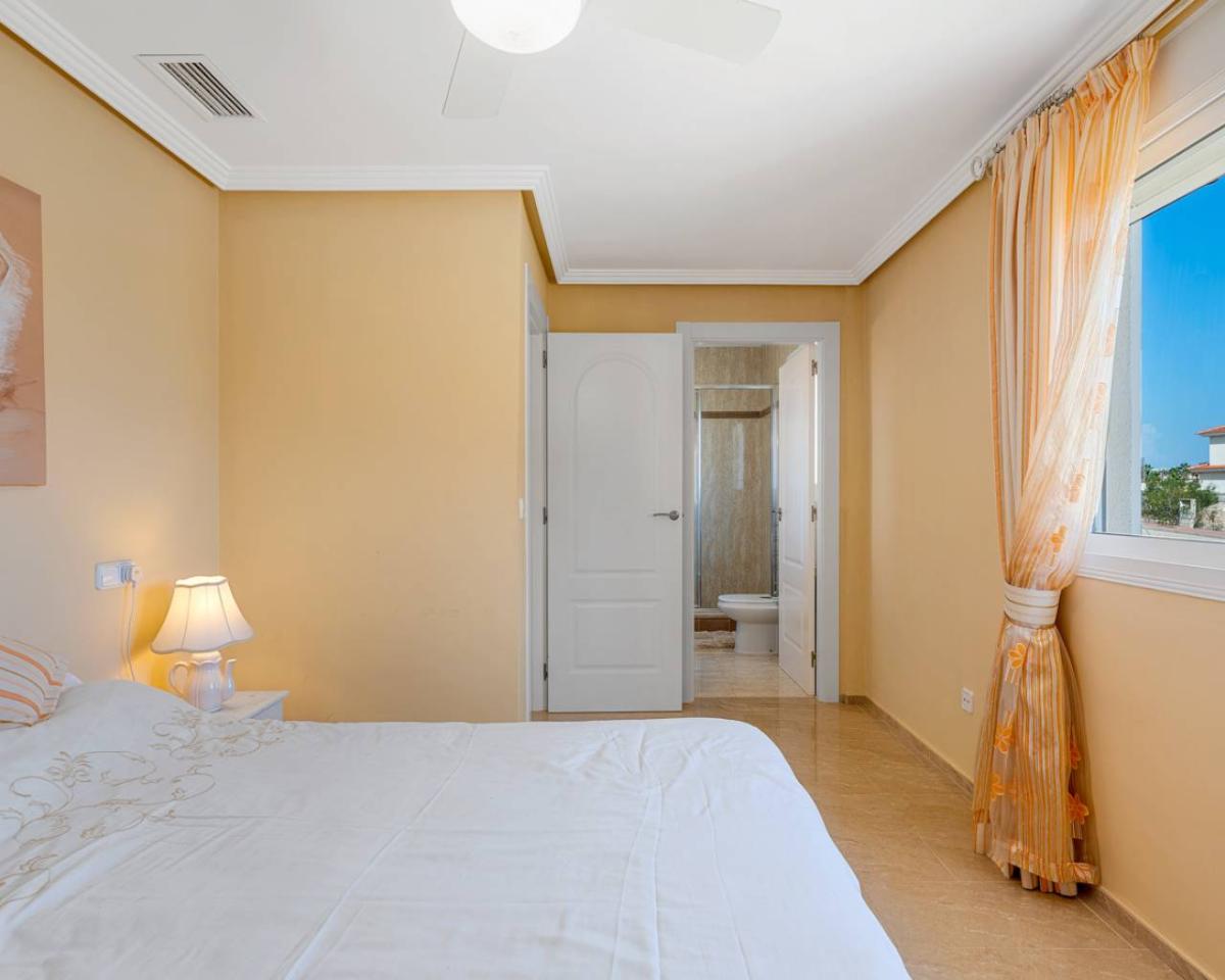 Villa à Ciudad Quesada, Alicante, Espagne 5 chambres, 386 m2 No. 112913