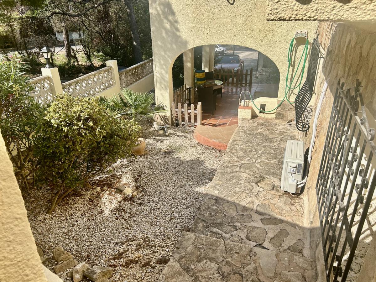 Villa in Javea, Alicante, Spain 5 bedrooms, 346 sq.m. No. 112912