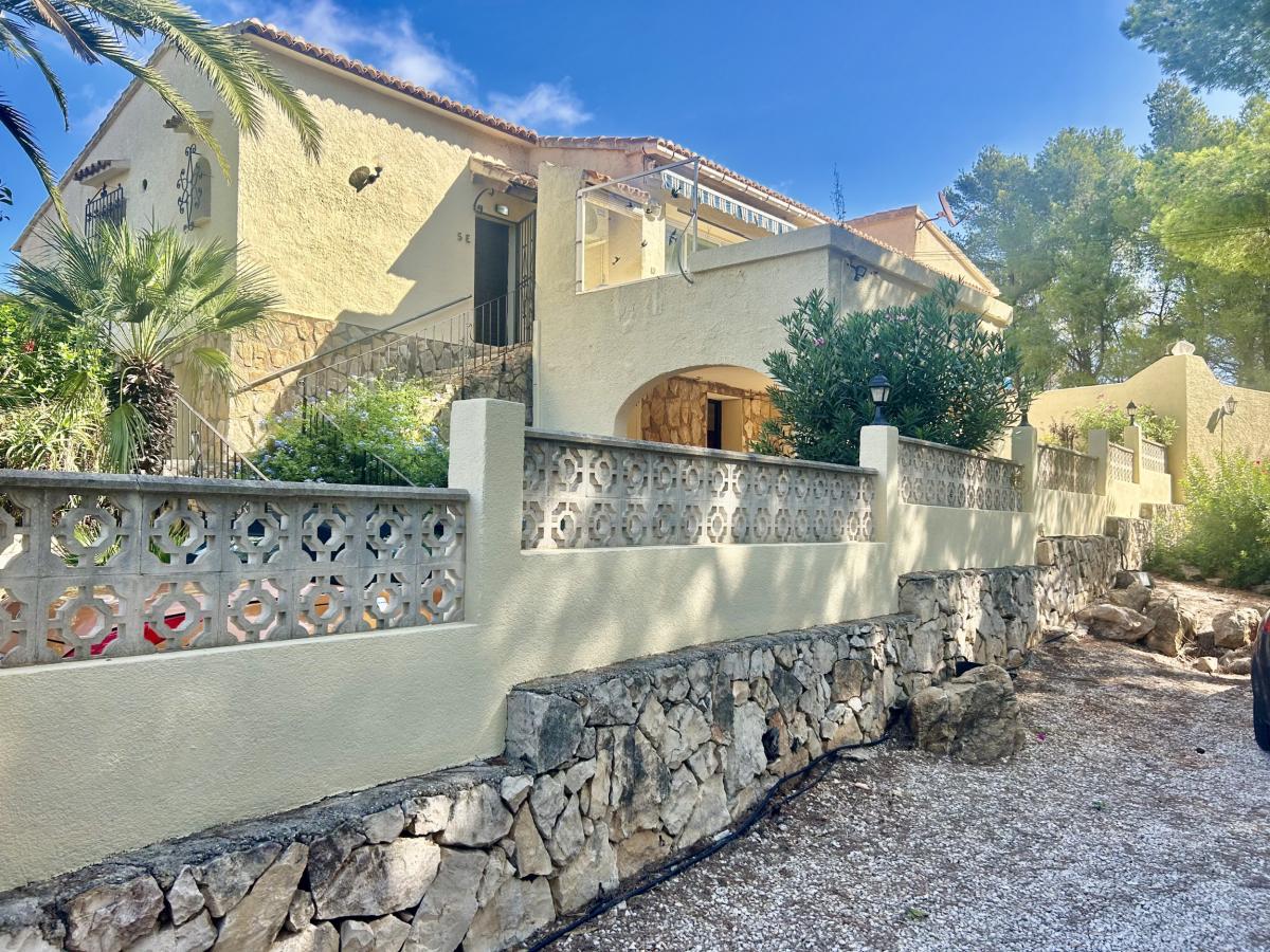 Villa in Javea, Alicante, Spain 5 bedrooms, 346 sq.m. No. 112912