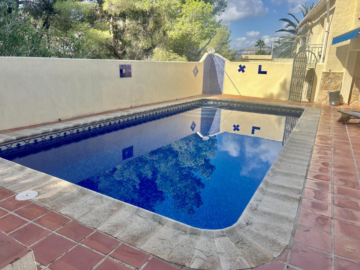 Villa in Javea, Alicante, Spain 5 bedrooms, 346 sq.m. No. 112912