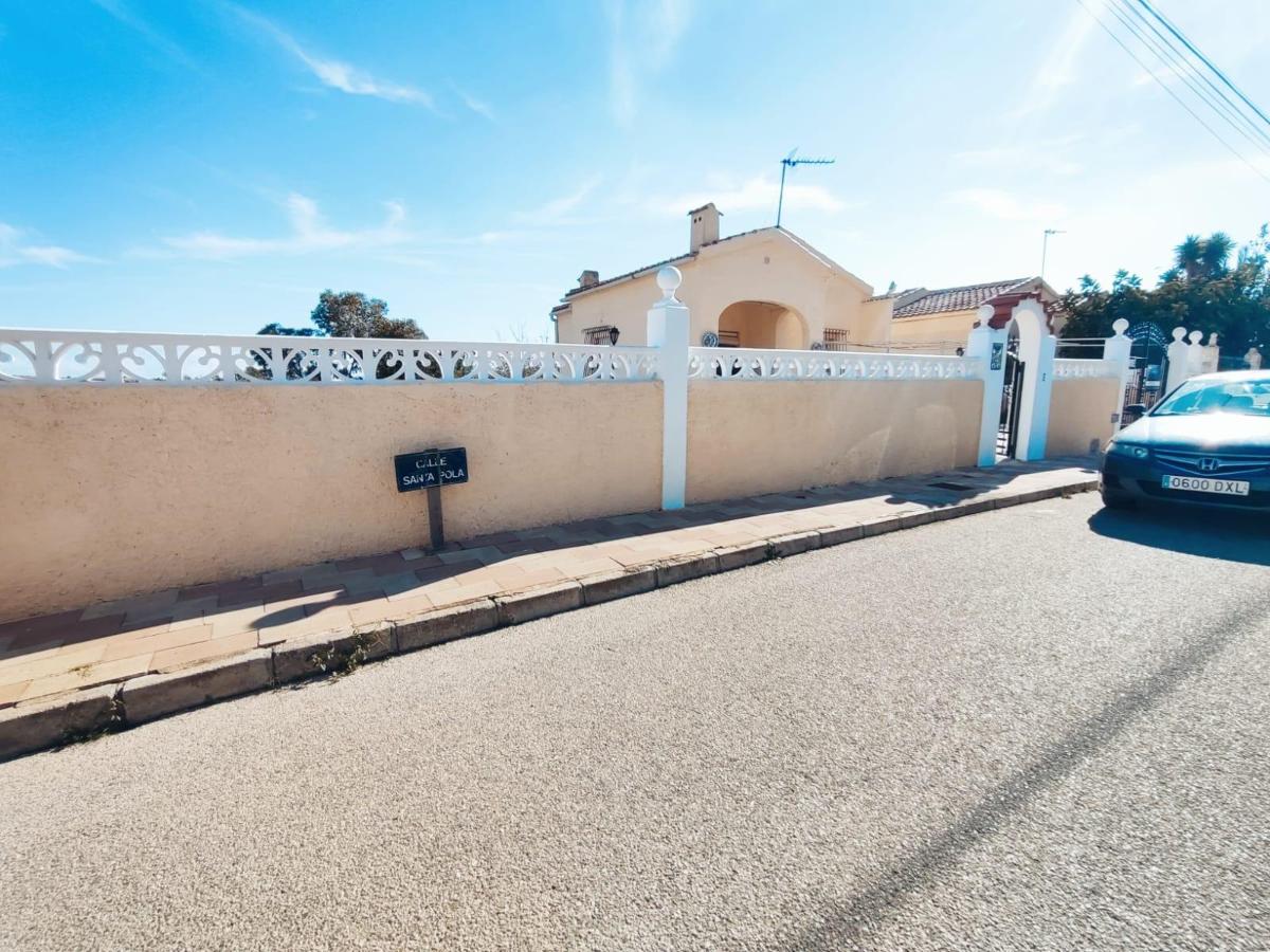 Villa in San Fulgencio, Alicante, Spain 4 bedrooms, 90 sq.m. No. 112909