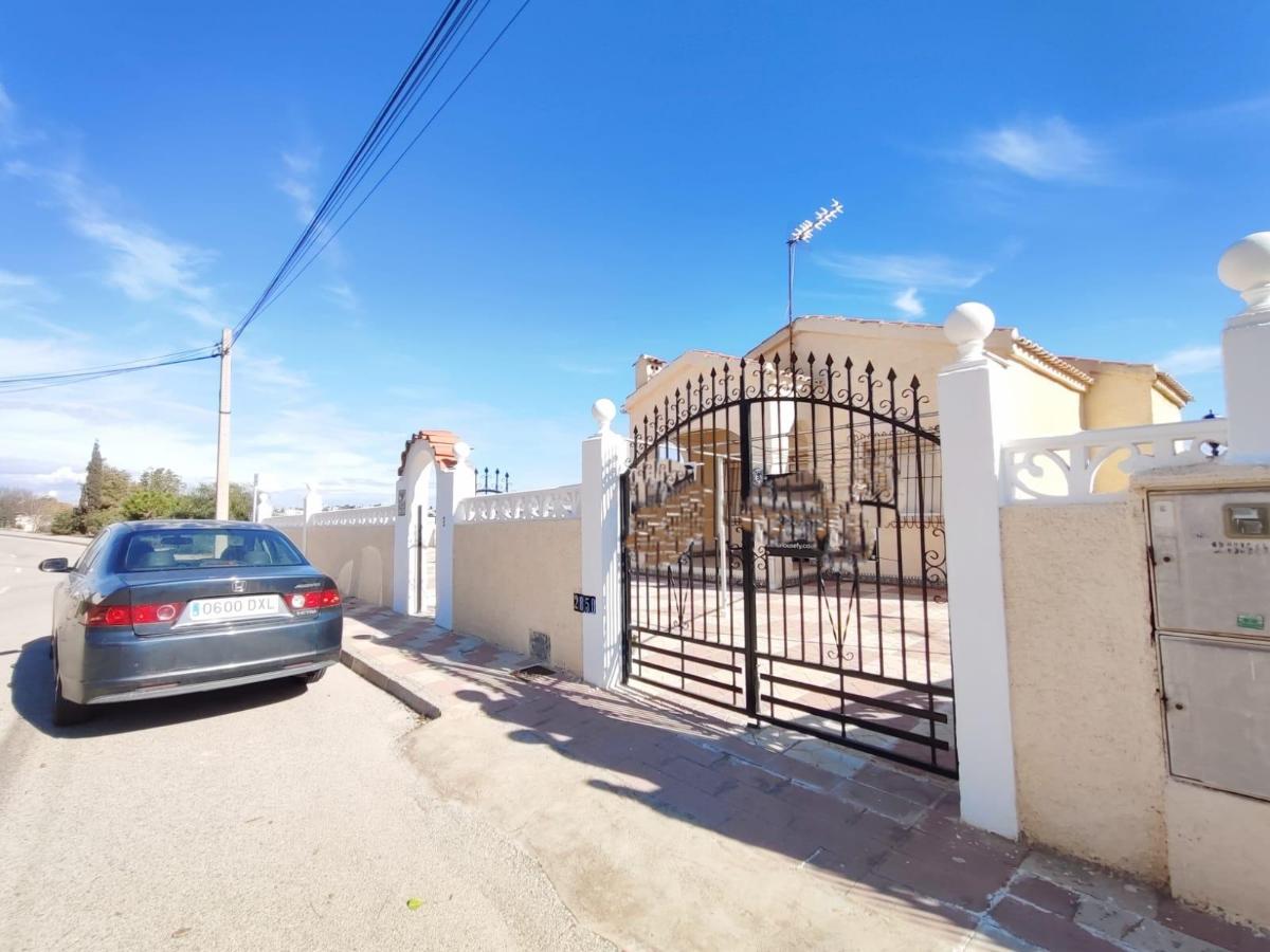 Villa in San Fulgencio, Alicante, Spain 4 bedrooms, 90 sq.m. No. 112909
