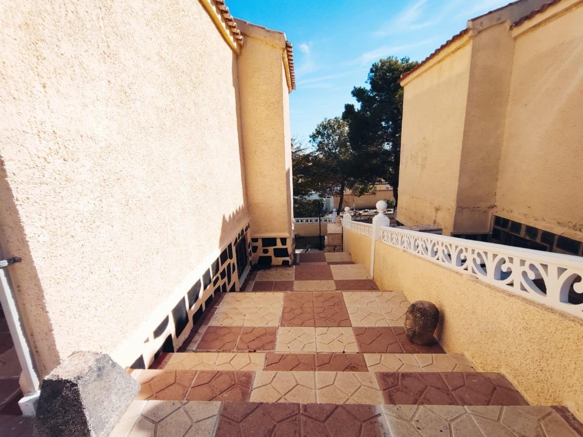 Villa in San Fulgencio, Alicante, Spain 4 bedrooms, 90 sq.m. No. 112909