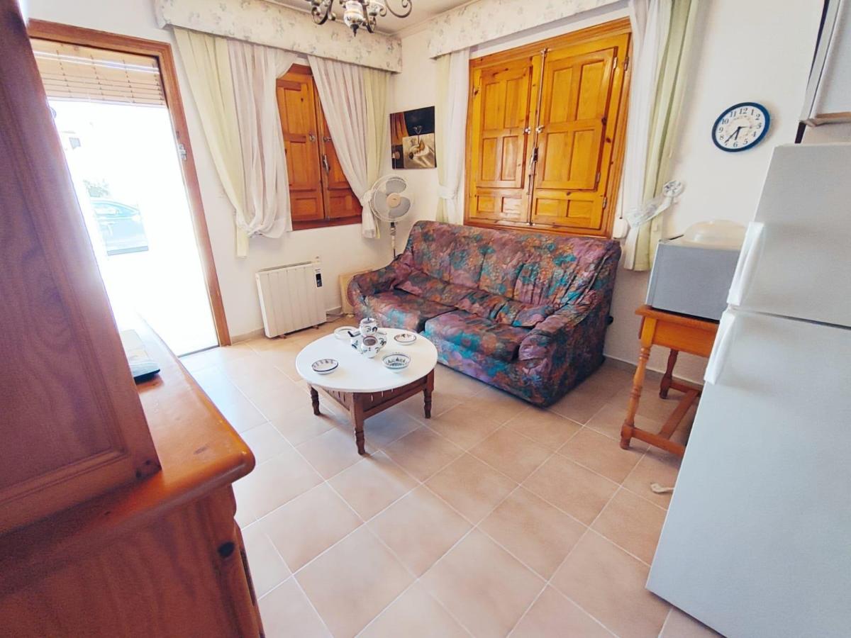 Villa in San Fulgencio, Alicante, Spain 4 bedrooms, 90 sq.m. No. 112909