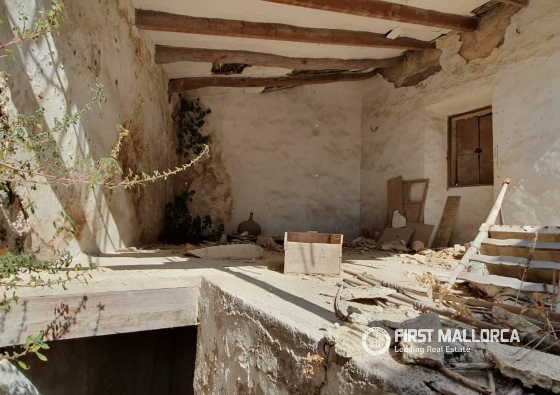 Kaupunkipientalo Caimari, Mallorca, Espanja 4 makuuhuonetta, 206 m2 No. 193657