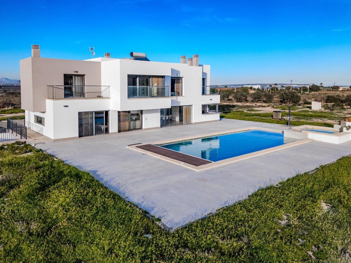 Villa à La Marina, Alicante, Espagne 5 chambres, 506 m2 No. 148925